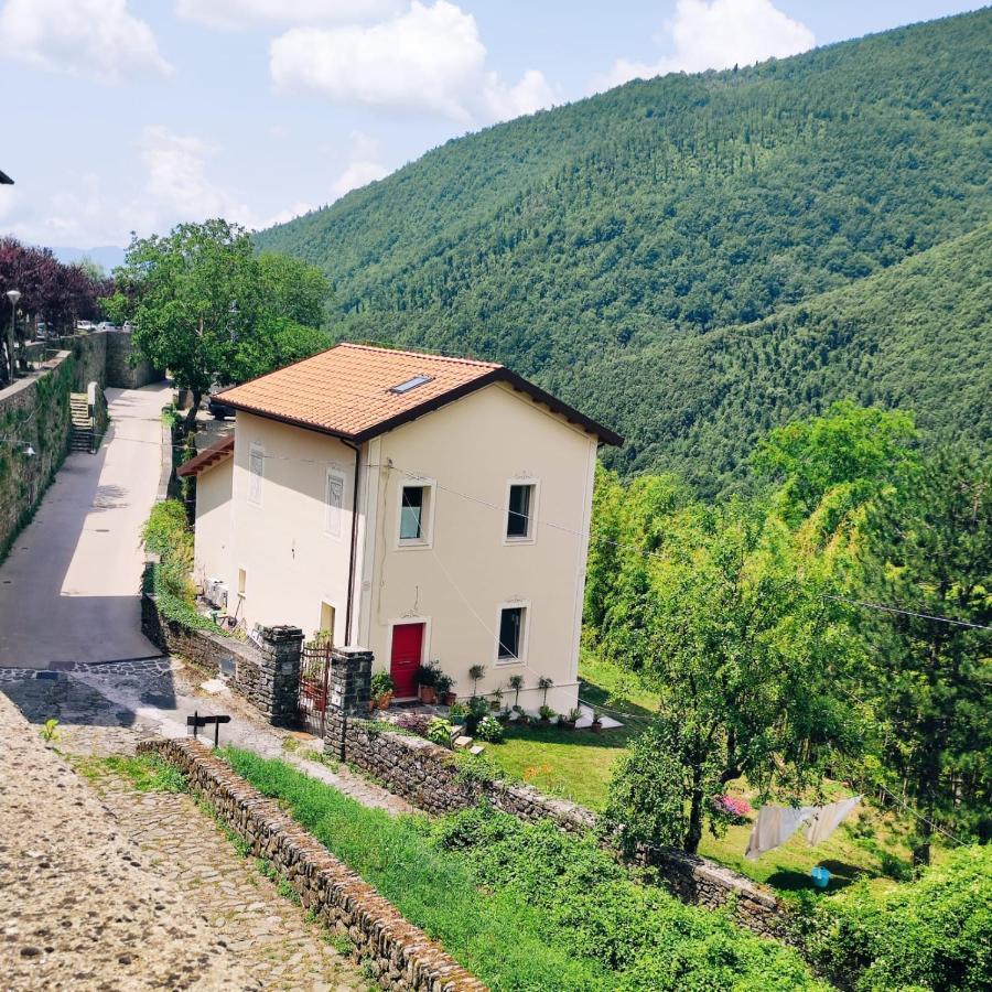 Cantoquinto Bed And Breakfast Fivizzano Bagian luar foto