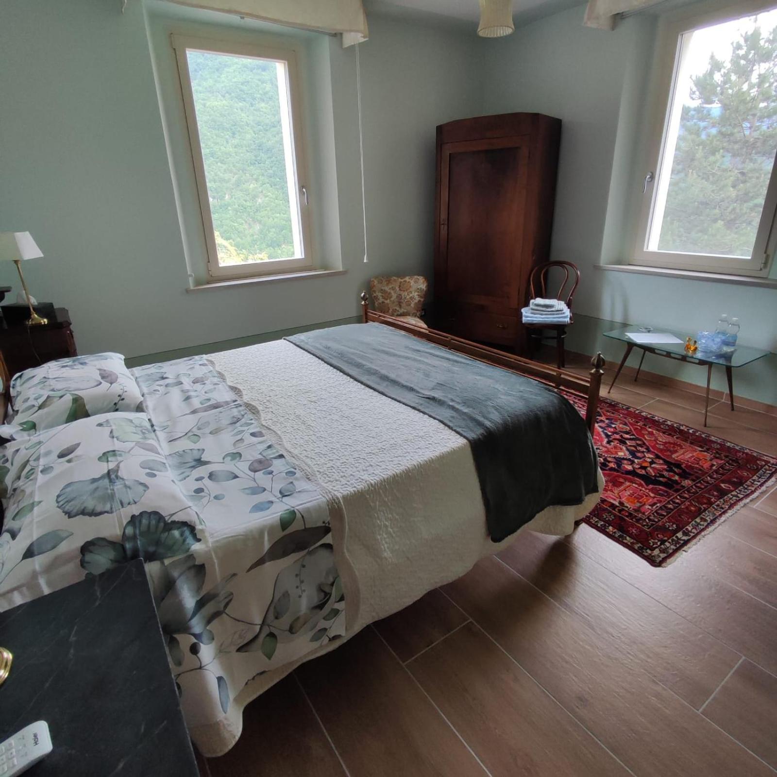 Cantoquinto Bed And Breakfast Fivizzano Bagian luar foto